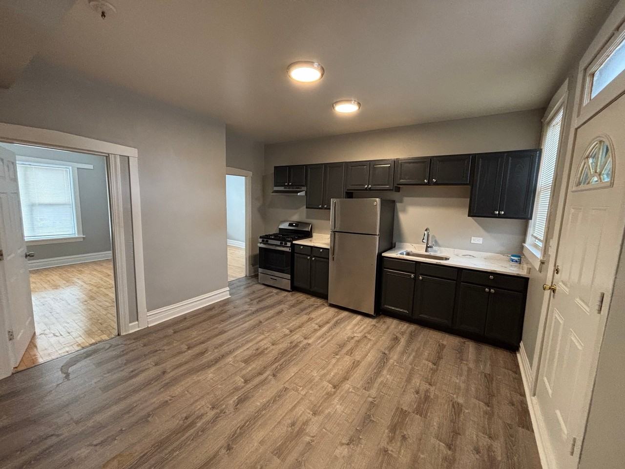 6118 Roosevelt Rd #6116A4 - Photo 2 of 14