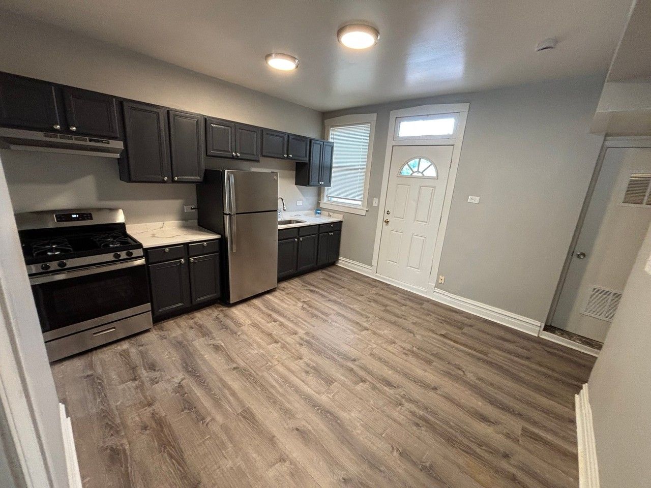 6118 Roosevelt Rd #6116A4 - Photo 3 of 14