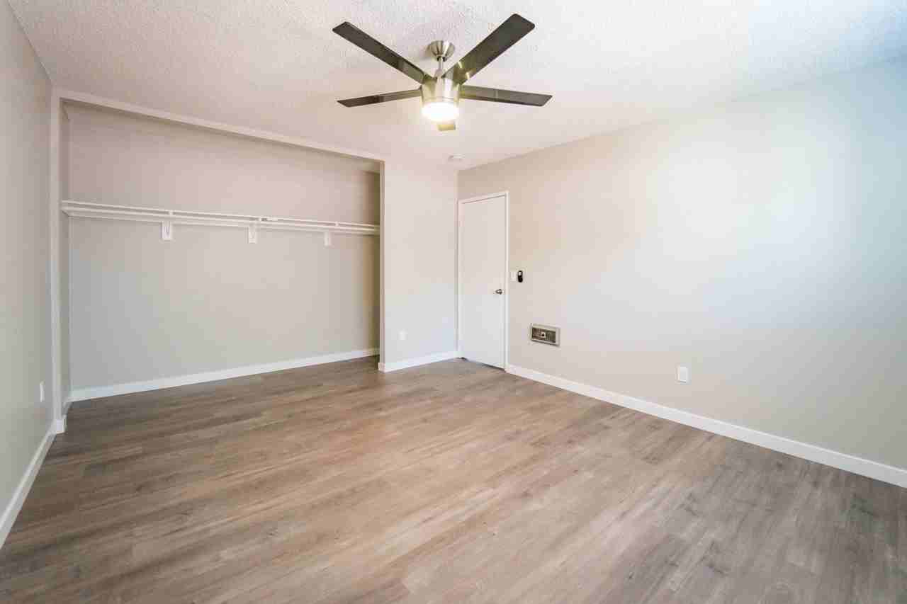Vista de Helix Apartments - Photo 6 of 40