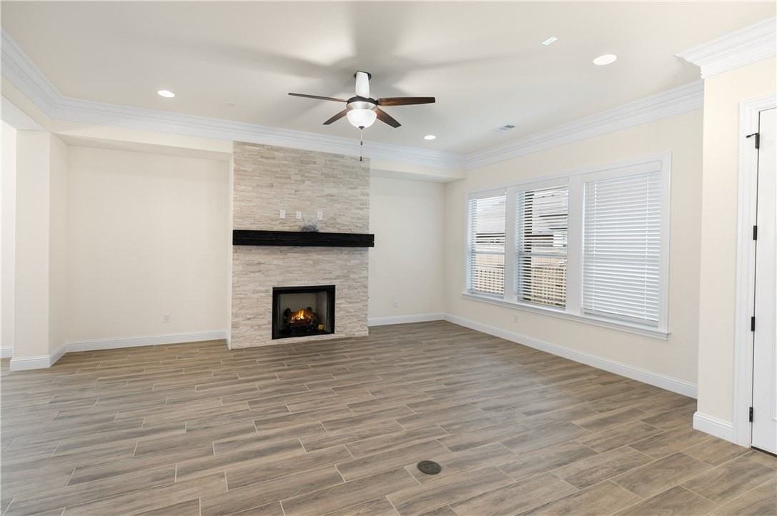 1602 Sw Montrose Ave - Photo 2 of 34