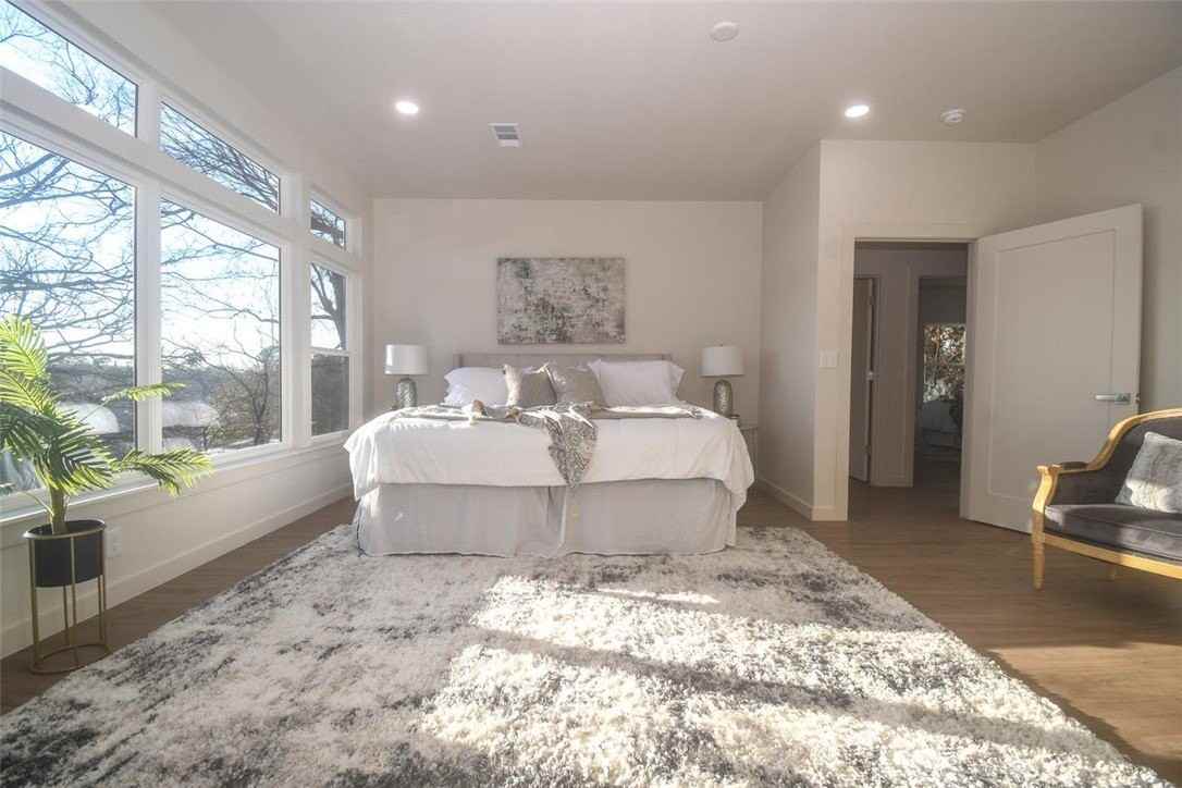 567 S Blair Ave - Photo 3 of 16