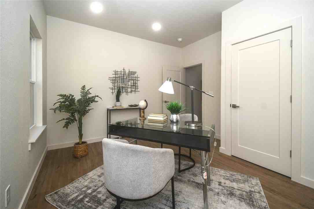 567 S Blair Ave - Photo 7 of 16