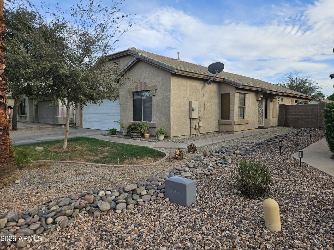 10937 E Catalina Ave - Photo 2 of 28