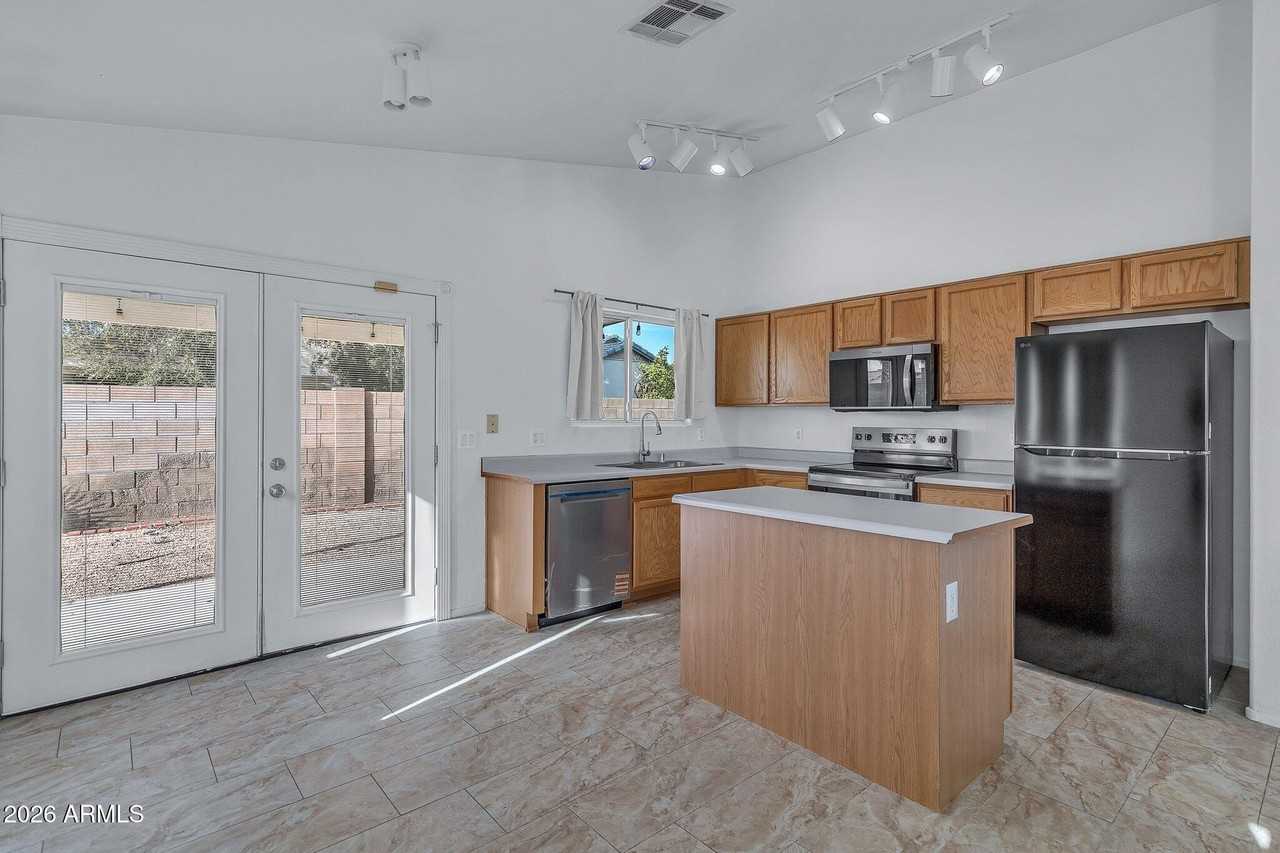 3072 W Lone Cactus Dr - Photo 6 of 21