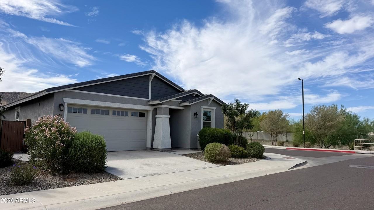 1659 W Paseo Way - Photo 3 of 34