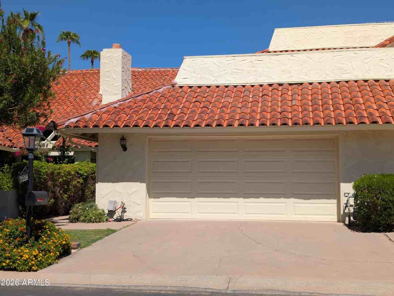 7118 E Buena Terra Way - Photo 3 of 29