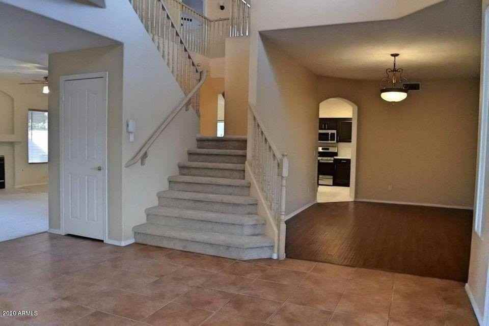 300 N Bullmoose Dr - Photo 4 of 26