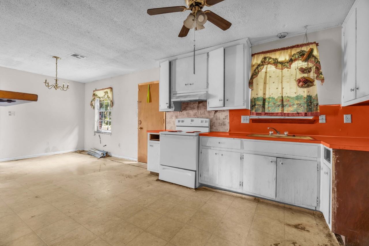 4309 Brewer Ct #1 - Photo 4 of 16