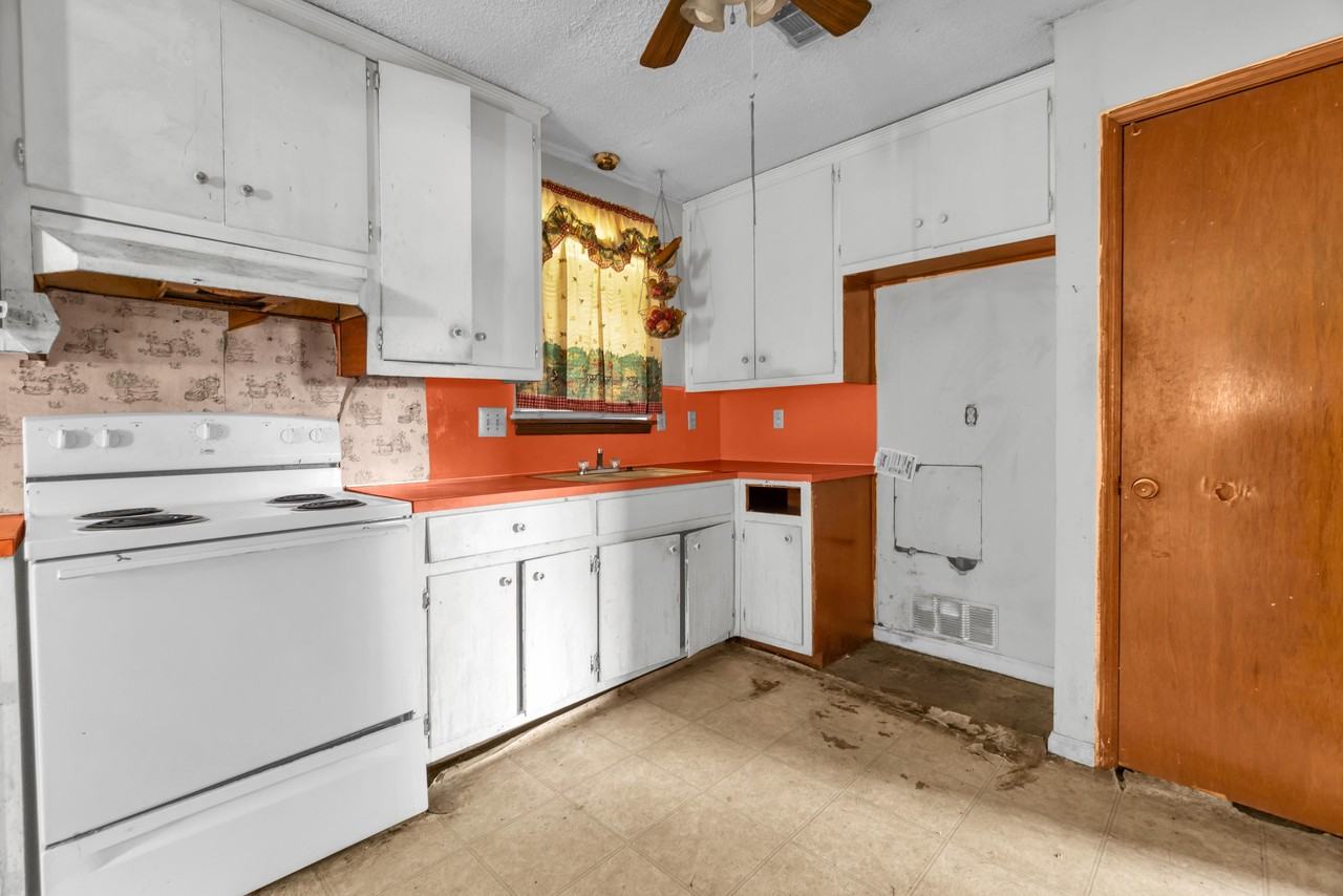 4309 Brewer Ct #1 - Photo 5 of 16