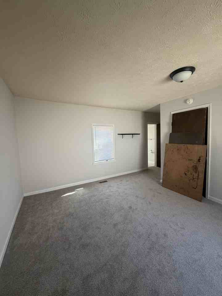 921 N Wayne St #1 - Photo 5 of 9