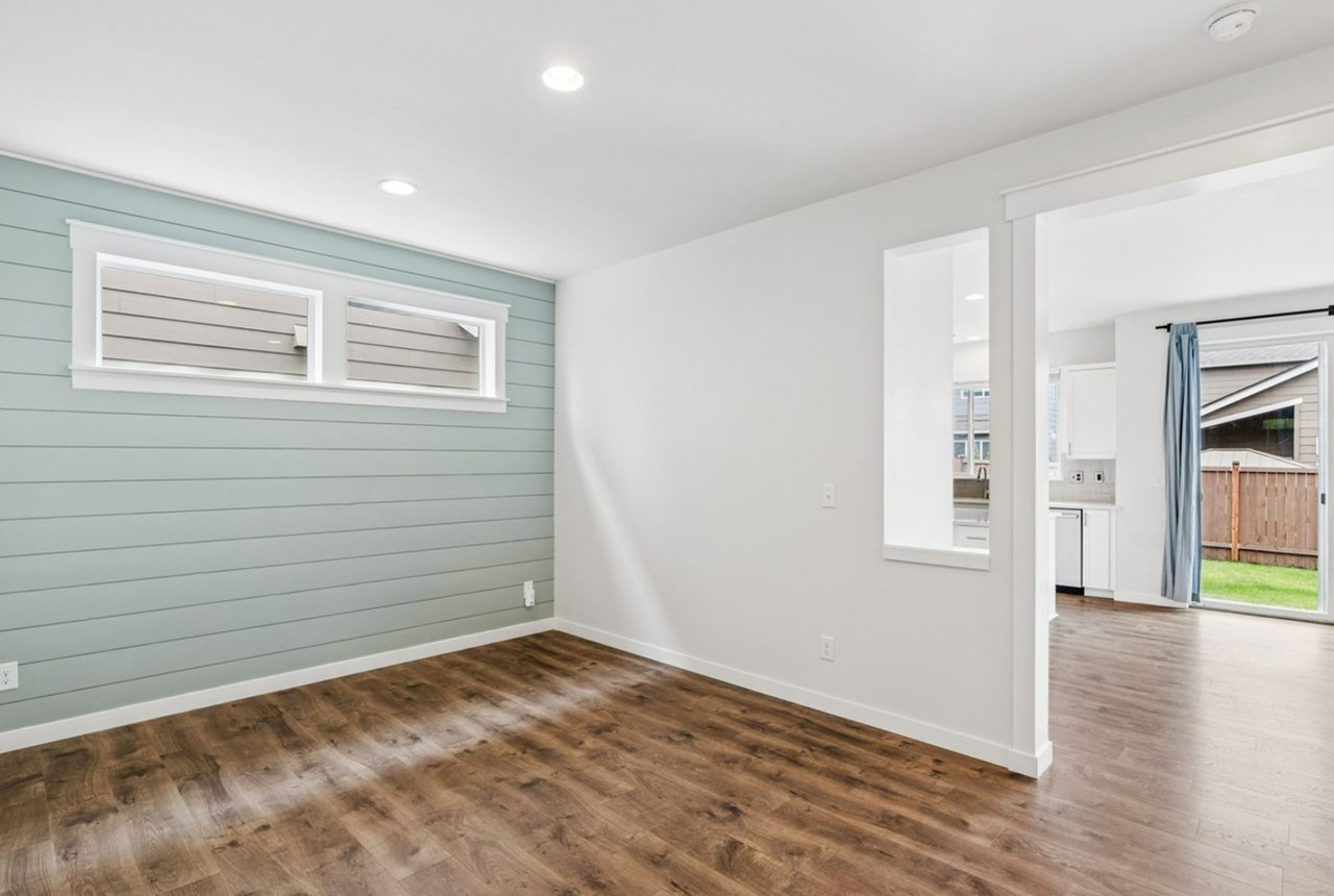 6813 Sweetgum Ave Ne #1 - Photo 4 of 28