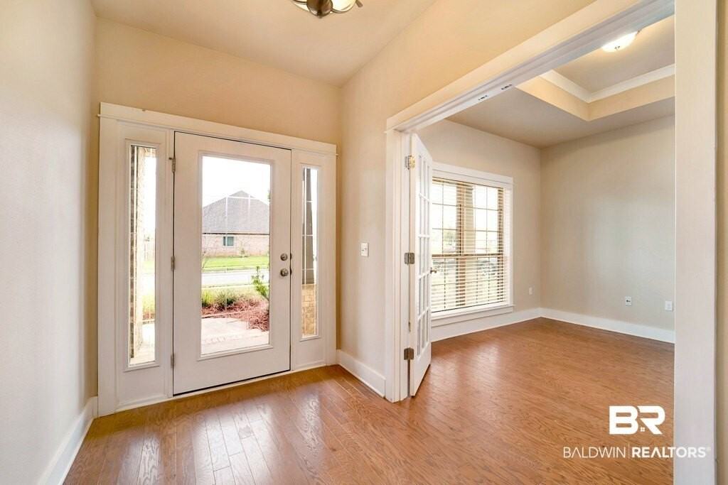 9879 Volterra Ave - Photo 4 of 26