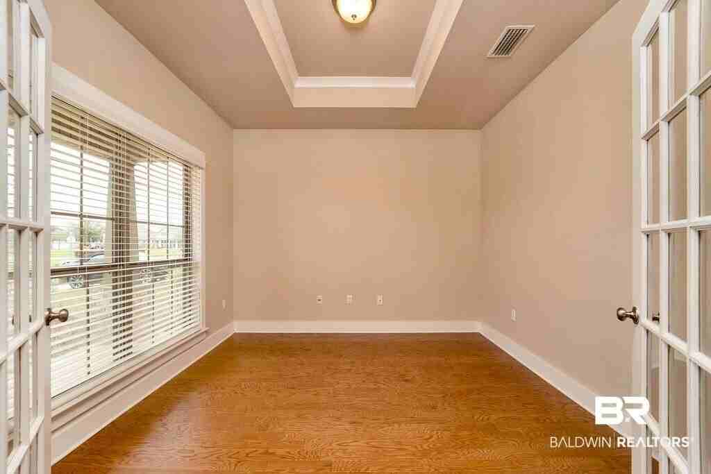 9879 Volterra Ave - Photo 5 of 26