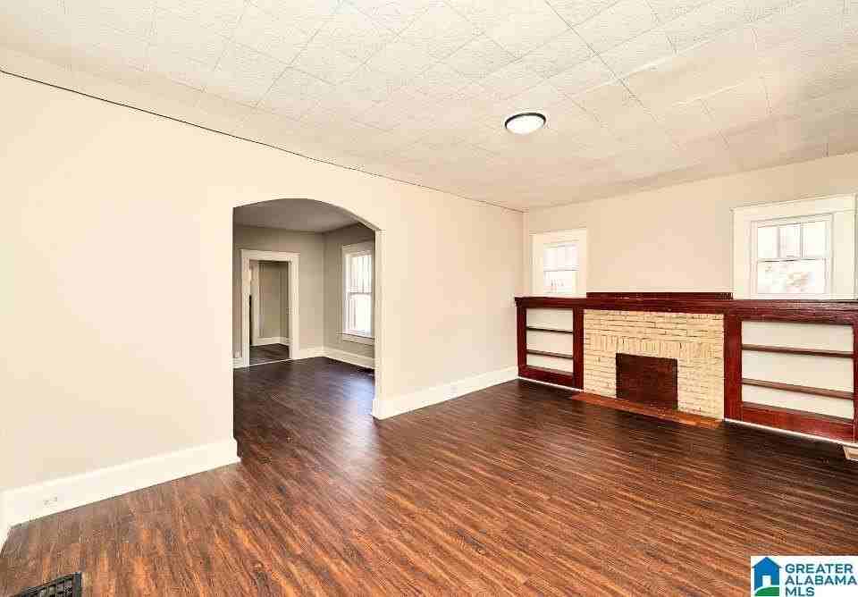 2812 20th Place Ensley - Photo 5 of 18