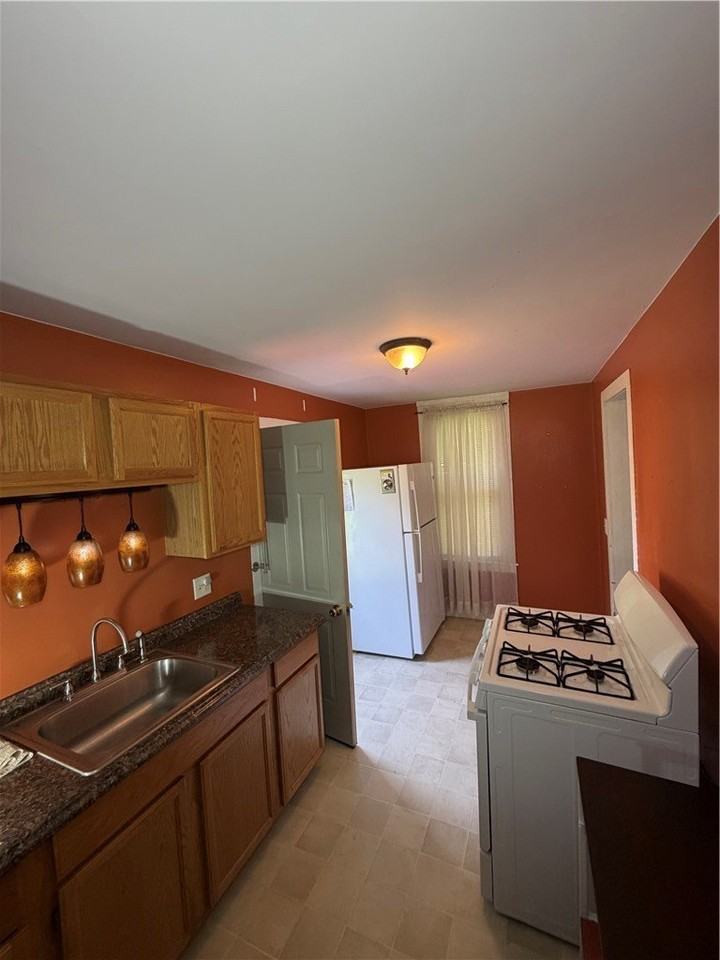 510 Logan St #A - Photo 3 of 7