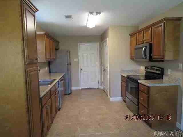 2230 Linda Dr - Photo 6 of 17