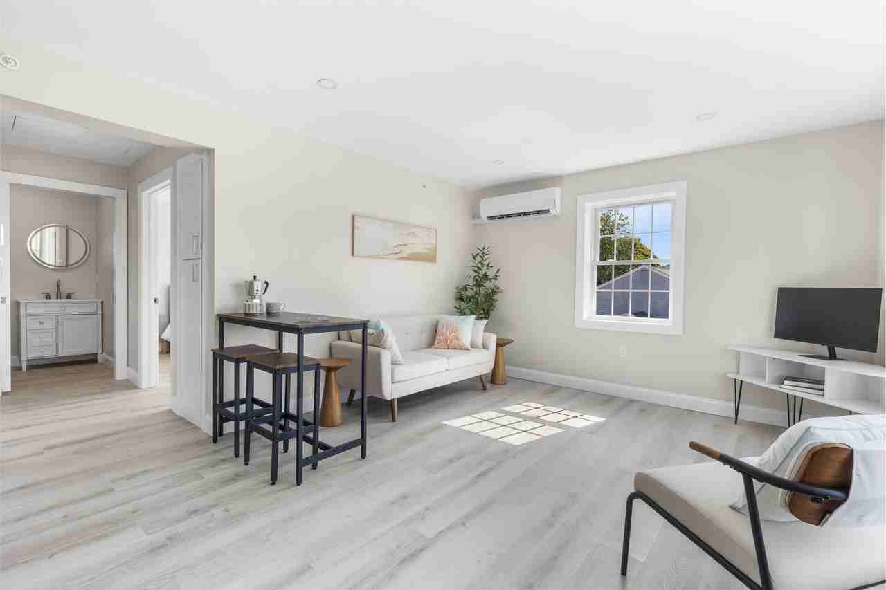 112 W Main St #4 - Photo 2 of 13