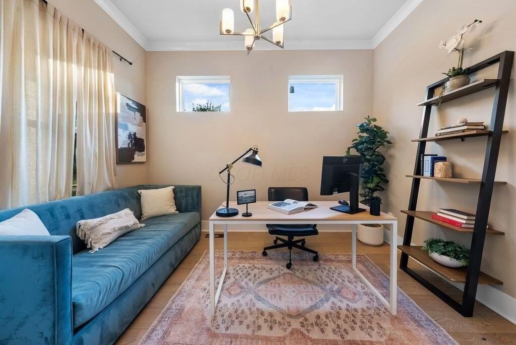 954 W 1st Ave - Photo 5 of 32