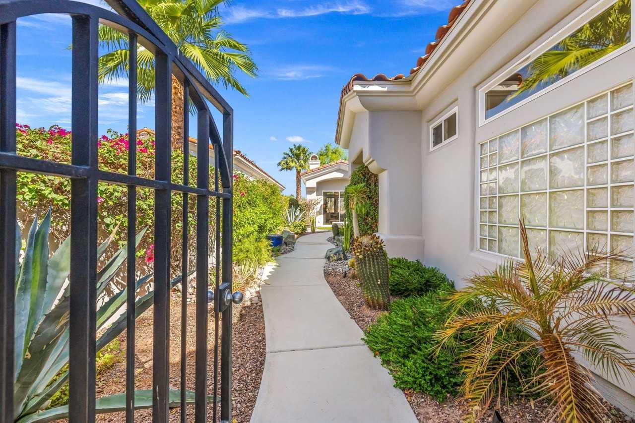 330 Gold Canyon Dr - Photo 4 of 50