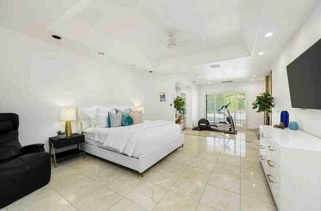 77160 Delgado Dr - Photo 2 of 32