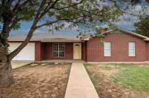 featured image of 703 Dawn Ln