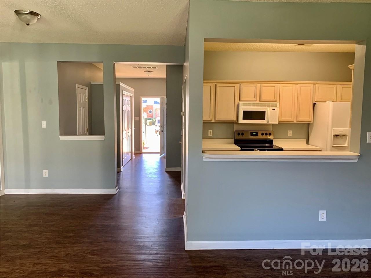 5307 Waverly Lynn Ln - Photo 4 of 15