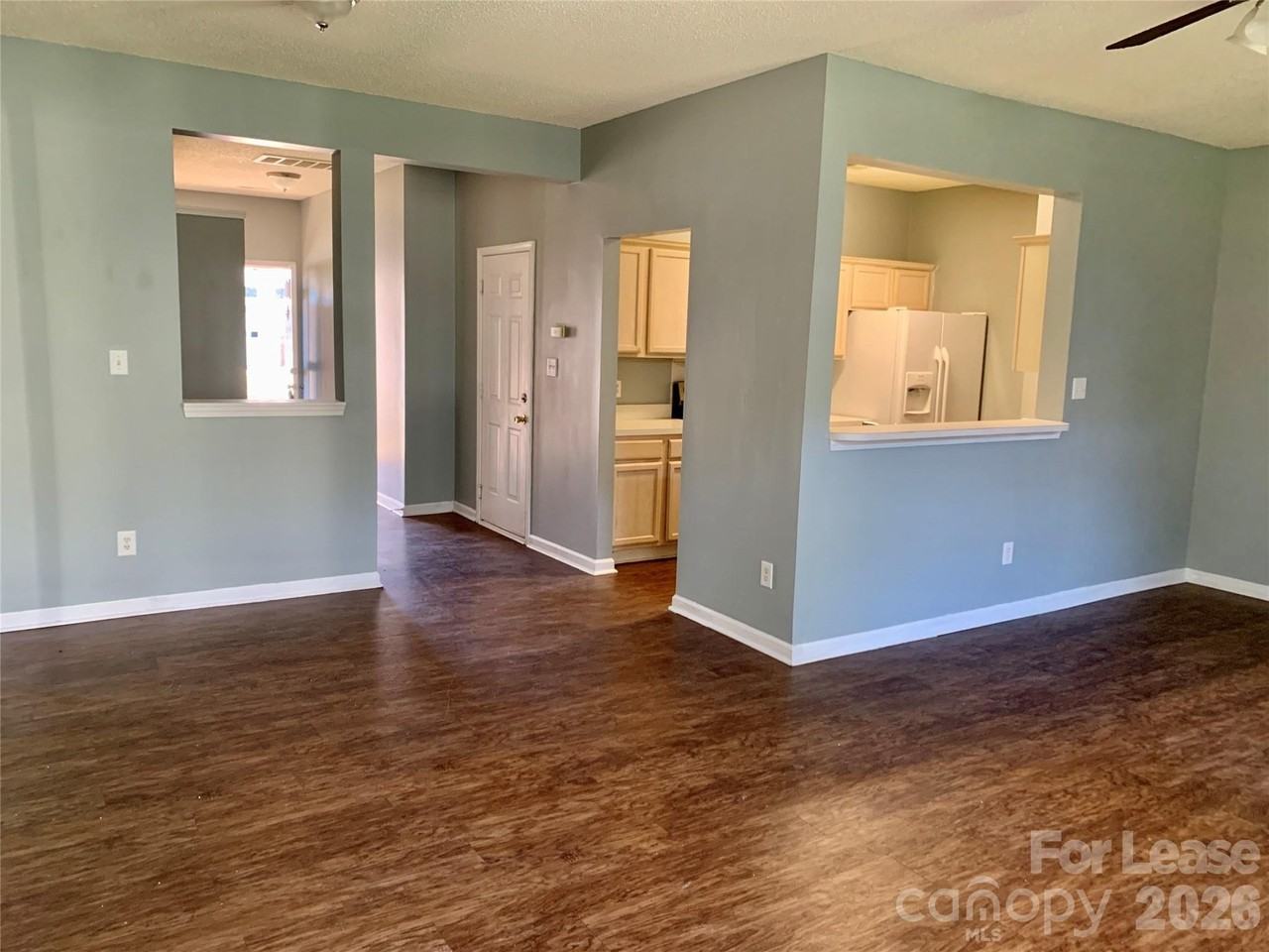 5307 Waverly Lynn Ln - Photo 5 of 15