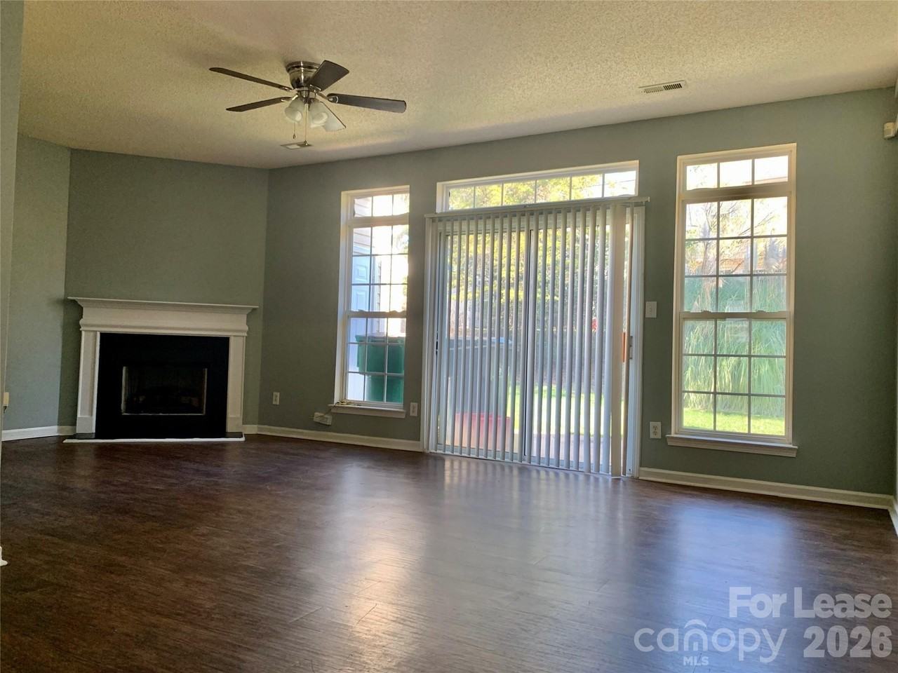 5307 Waverly Lynn Ln - Photo 6 of 15