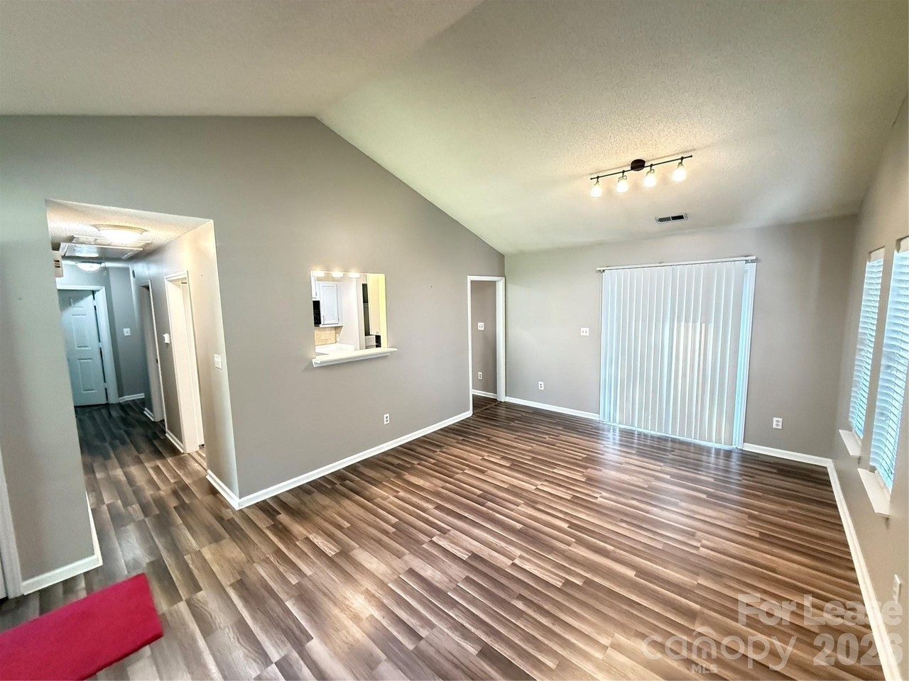 8006 Maxwelton Dr - Photo 5 of 18