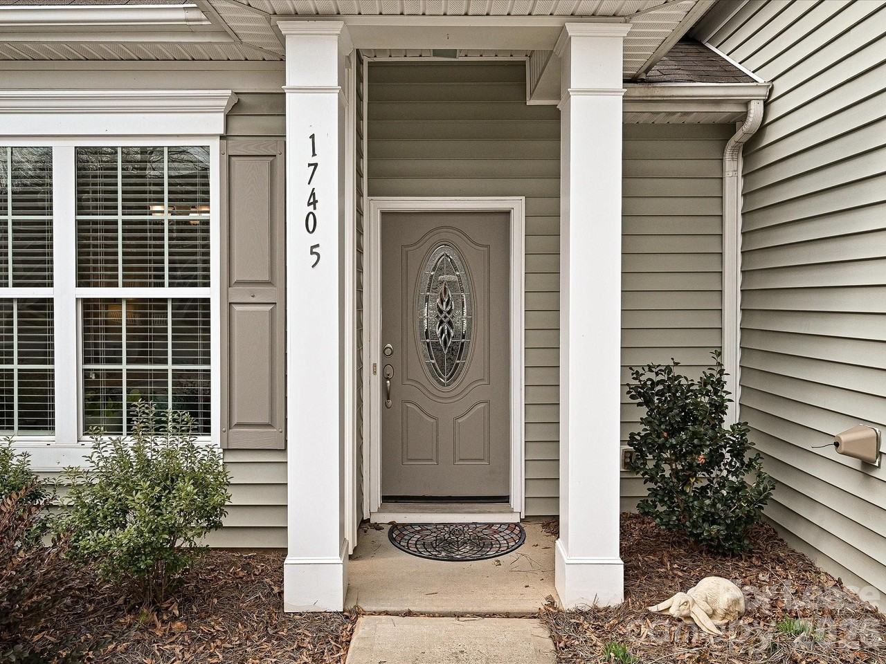 17405 Caldwell Track Dr - Photo 2 of 31