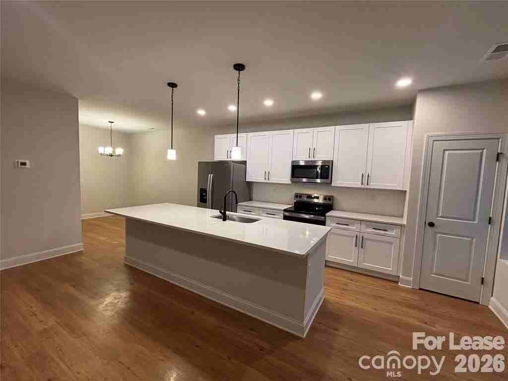 4811 Victoria Ave - Photo 2 of 12