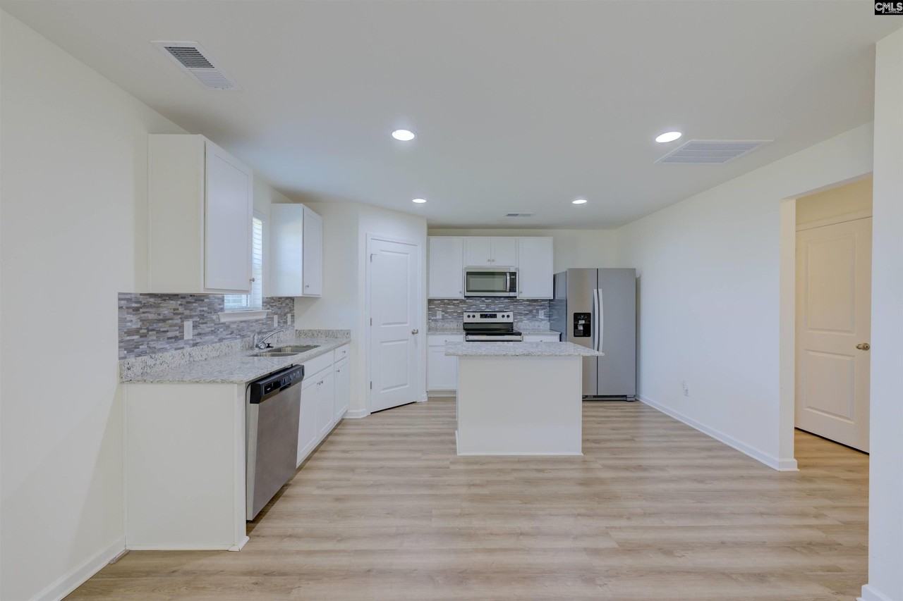 280 Savannah Wood Rd - Photo 5 of 18