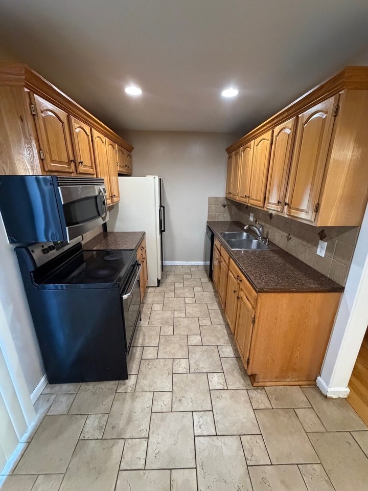 6436 E MISSISSIPPI AVE - Photo 6 of 18