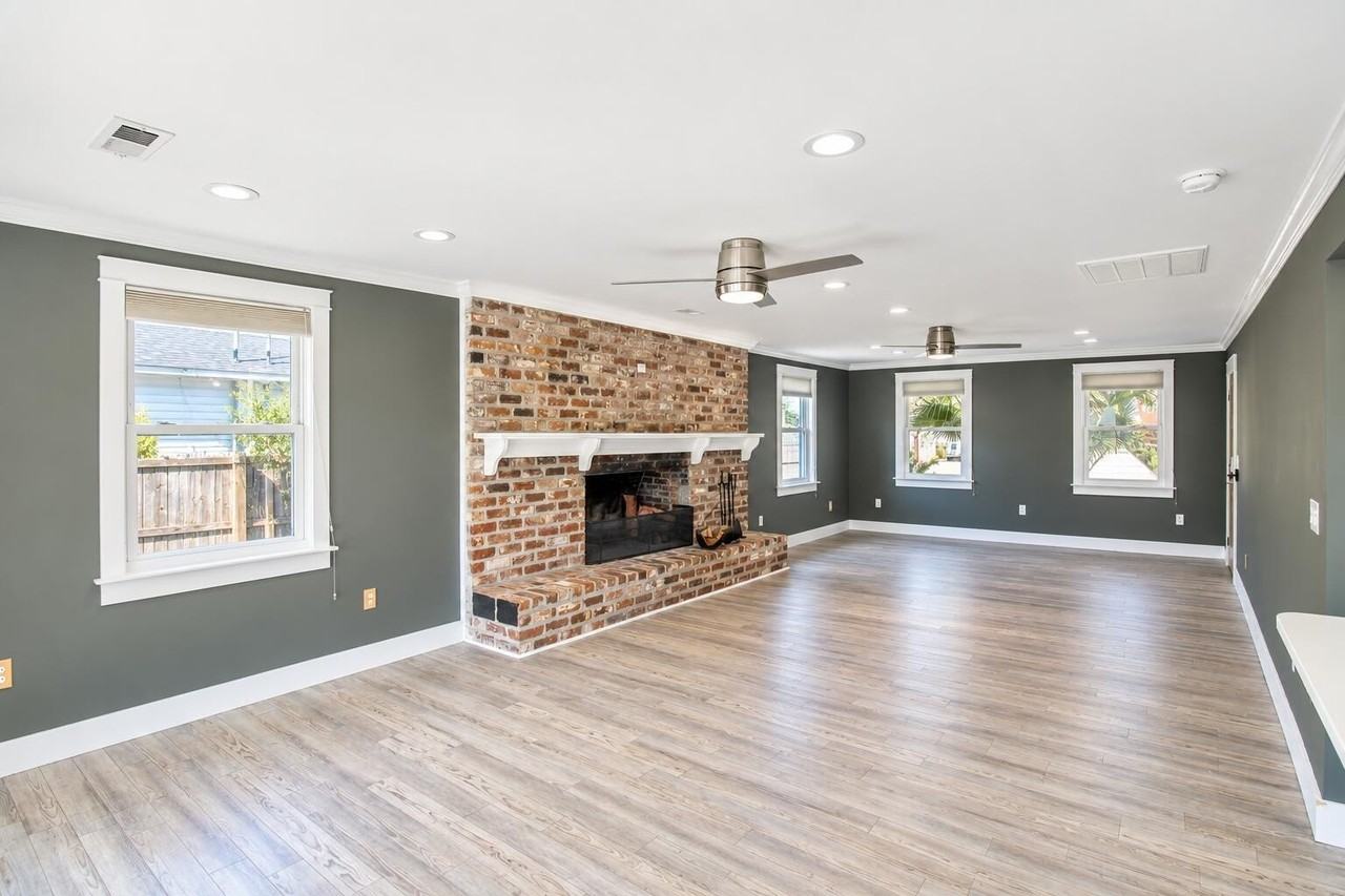 823 Jordan St - Photo 5 of 26