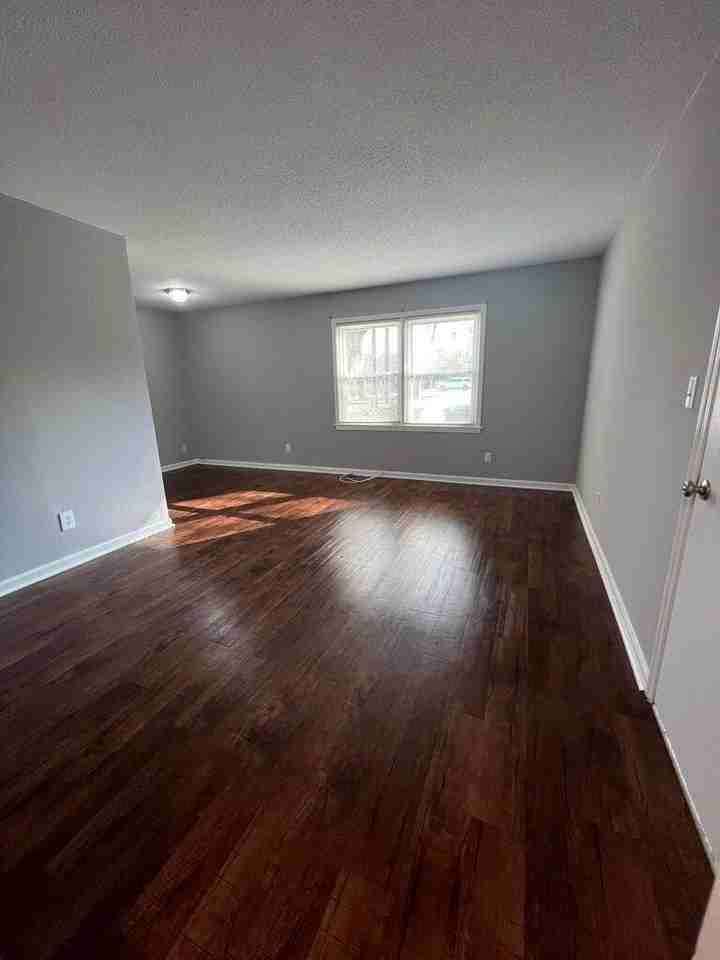 109 N Miller St #B - Photo 7 of 15