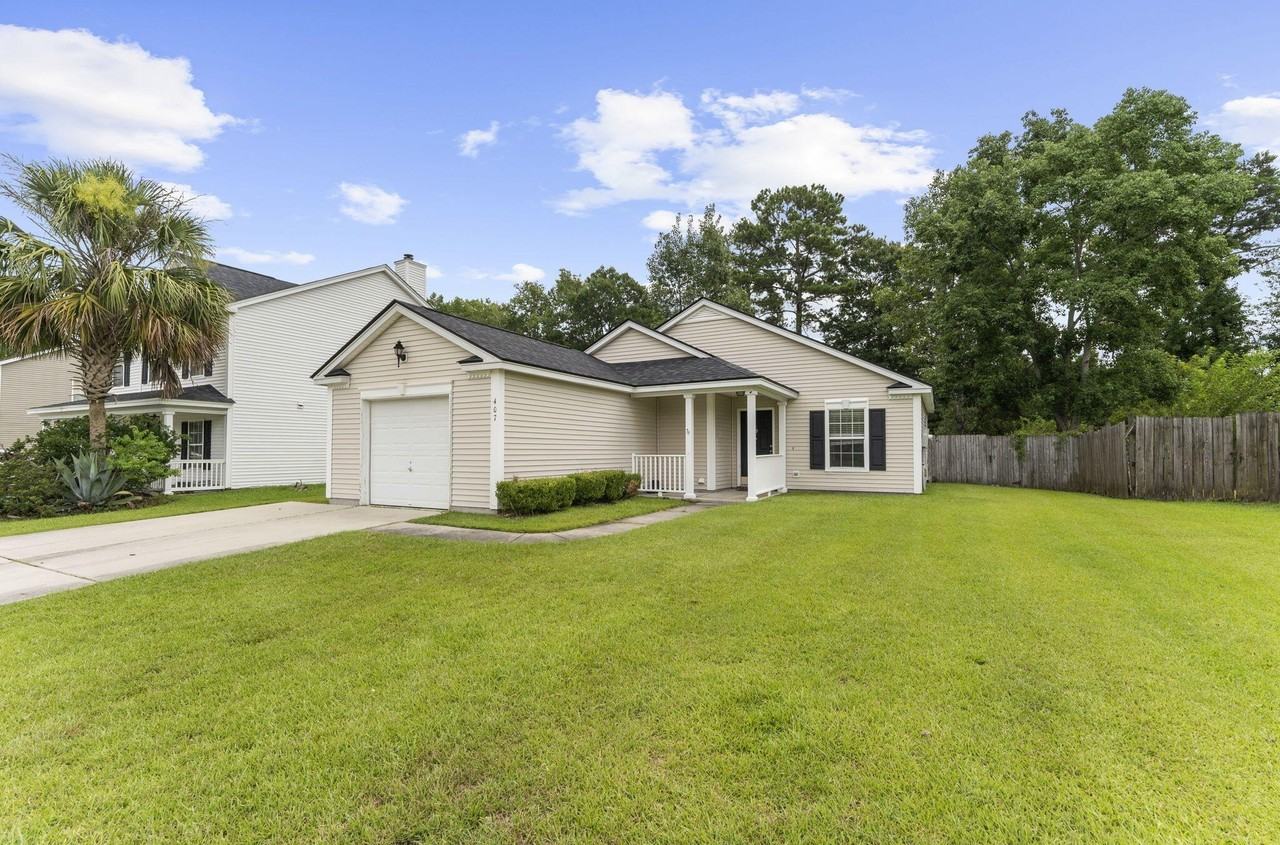 407 Beverly Dr - Photo 2 of 21