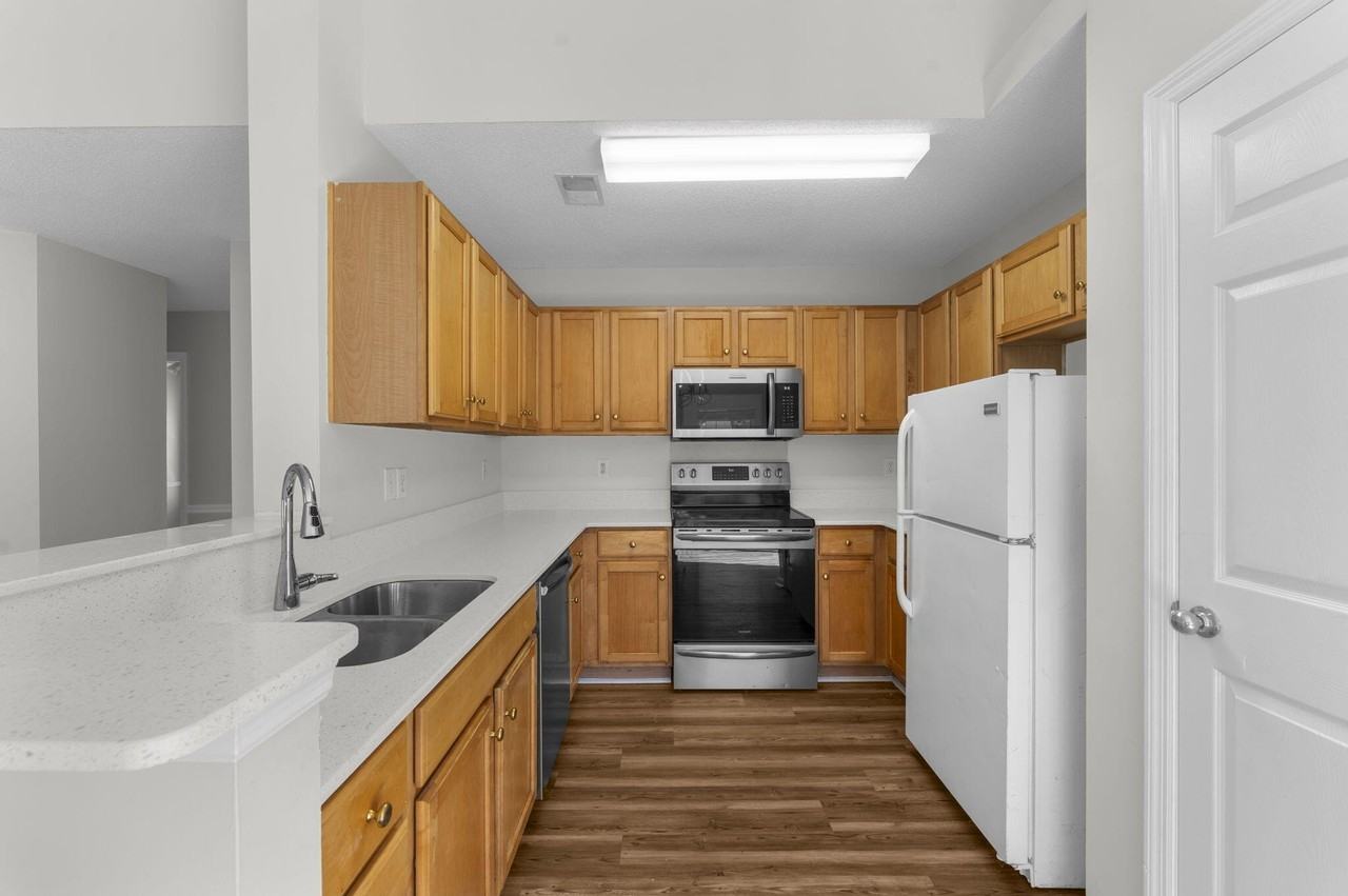 407 Beverly Dr - Photo 4 of 21
