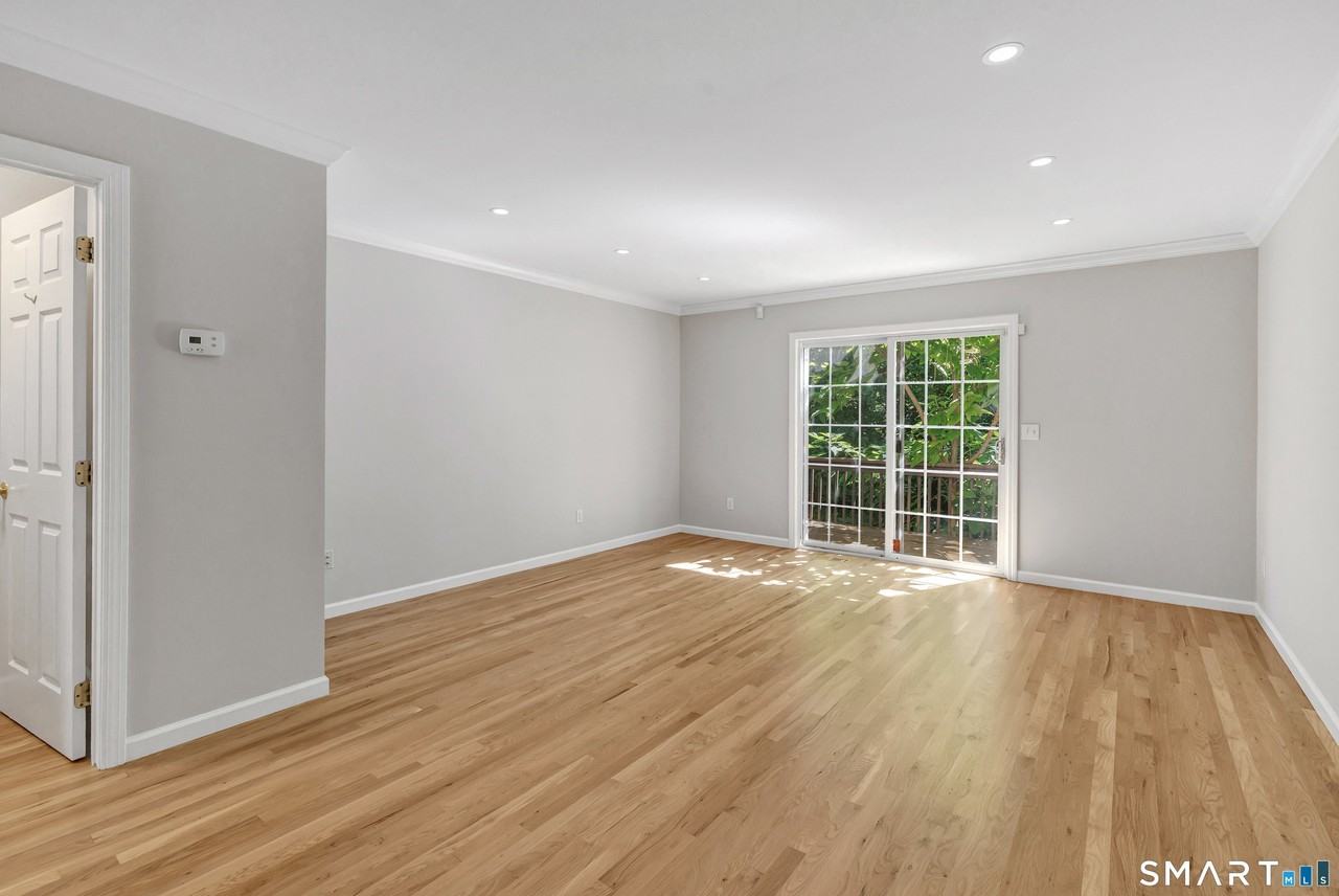 39 Coram Rd #15 - Photo 4 of 26