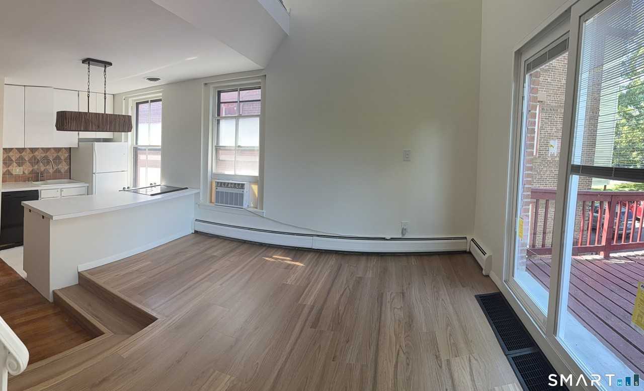 39 Hungerford St #3 - Photo 2 of 8