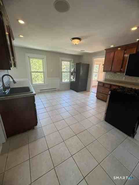 171 S Riverside Ave #2ndFL - Photo 5 of 29