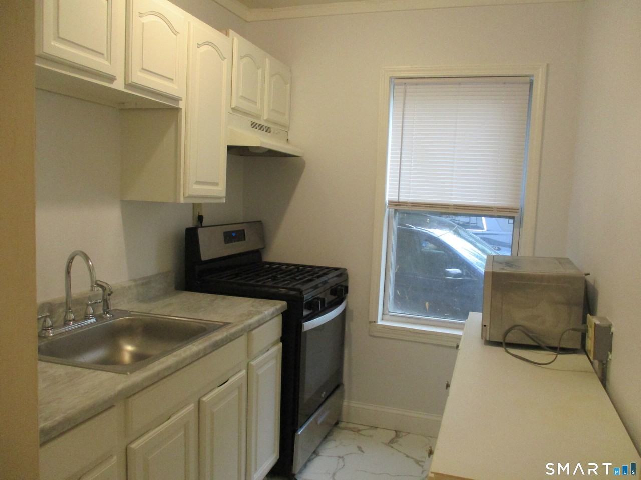 79 Battey St - Photo 2 of 15