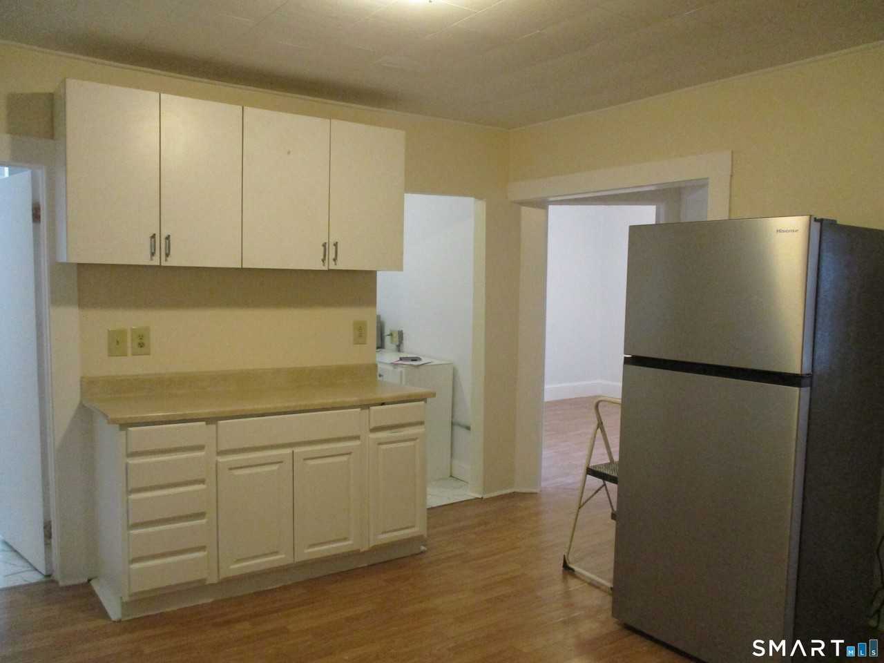 79 Battey St - Photo 3 of 15