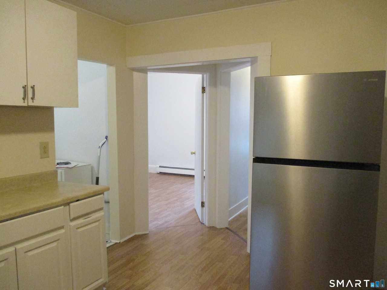 79 Battey St - Photo 4 of 15