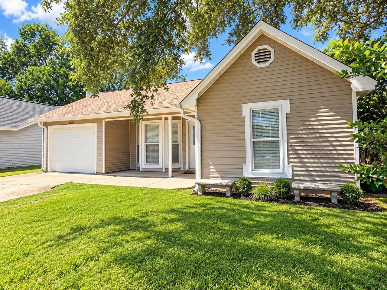 3022 Blue Pine Ln - Photo 2 of 25