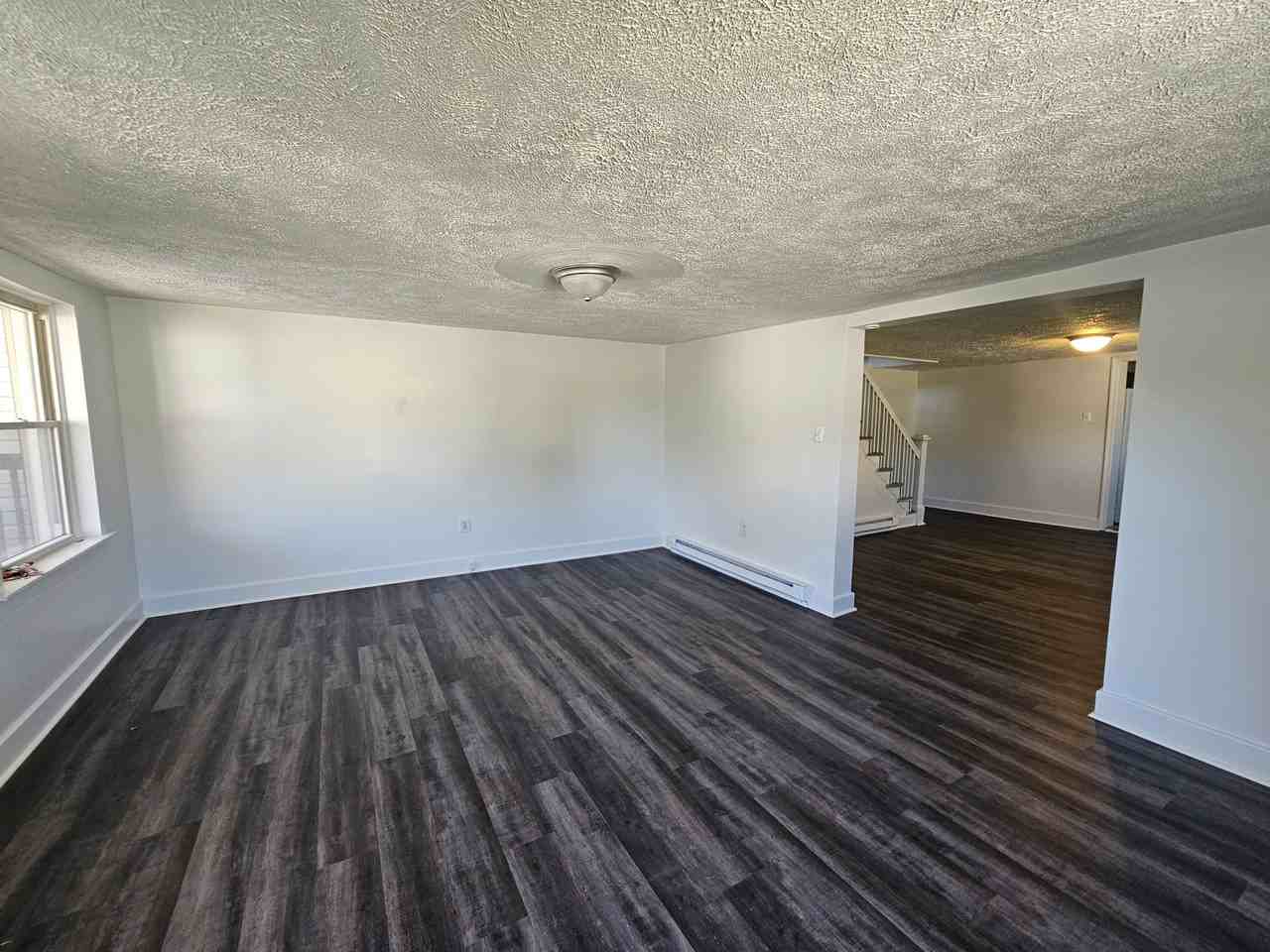 533-535 West Shawnee Avenue - Photo 7 of 11