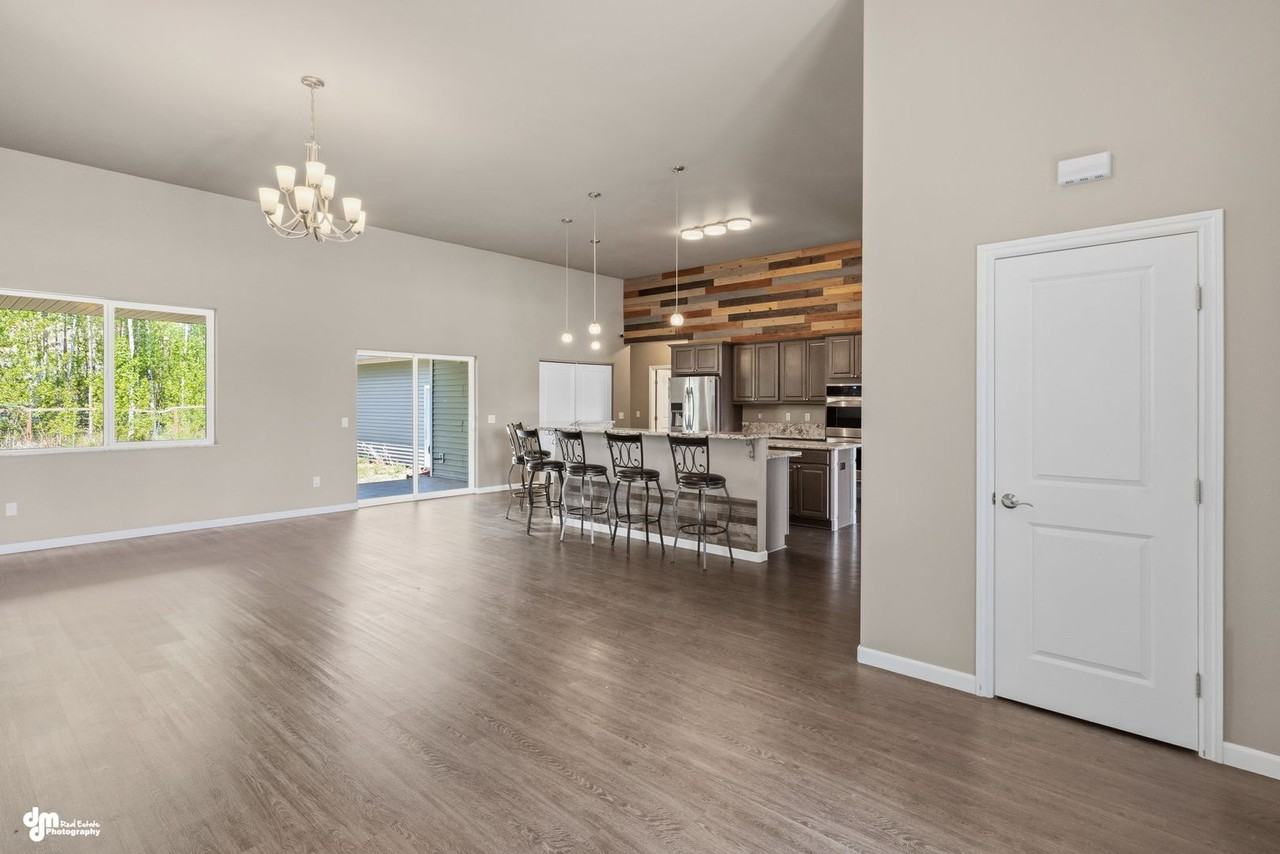 4691 E Crane Rd - Photo 5 of 50