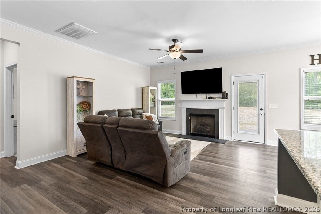 5834 James Allen Ln - Photo 7 of 49