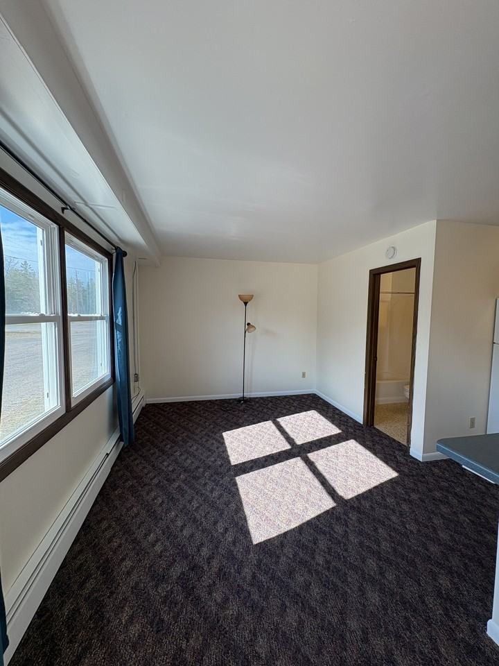 904 Champion Street - Photo 3 of 5