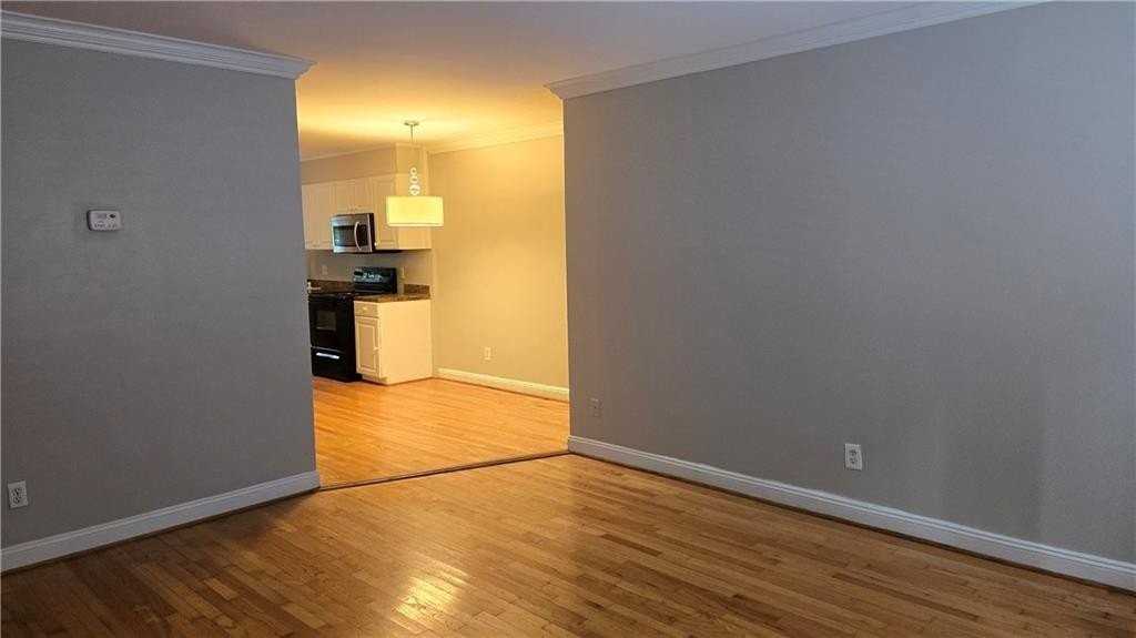 3668 Kingsboro Rd Ne #5 - Photo 2 of 22