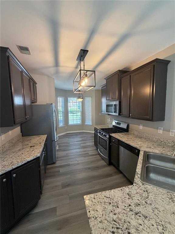 4719 Liberty Square Dr - Photo 5 of 16